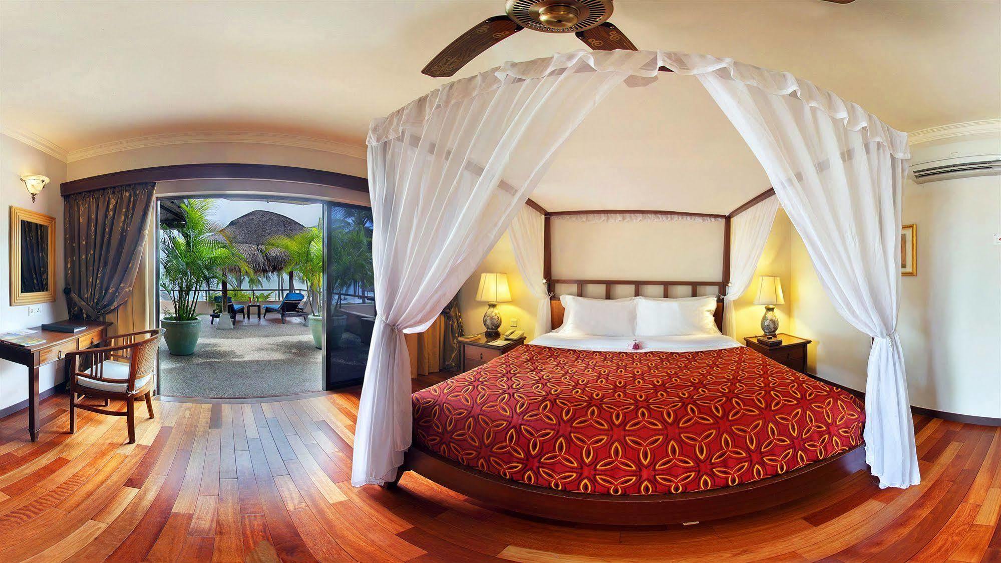 Casa Del Mar 5*